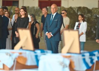Ν. Δένδιας: “Η υπόθεση των αγνοουμένων της Κύπρου υπενθυμίζει ότι για τον Ελληνισμό δεν υφίστανται ανώνυμες απώλειες και η ταυτοποίηση των πεσόντων υπέρ Πατρίδος συνιστά οφειλόμενη πράξη τιμής”