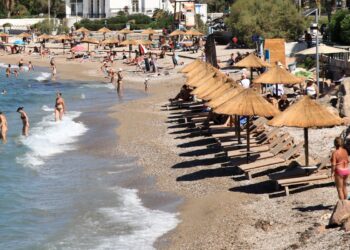 Drones κατά της αυθαιρεσίας στις παραλίες: Σαρωτικοί έλεγχοι μετά από 3.000 καταγγελίες – «Πρωταθλήτριες» Ανατολική Αττική και Χαλκιδική
