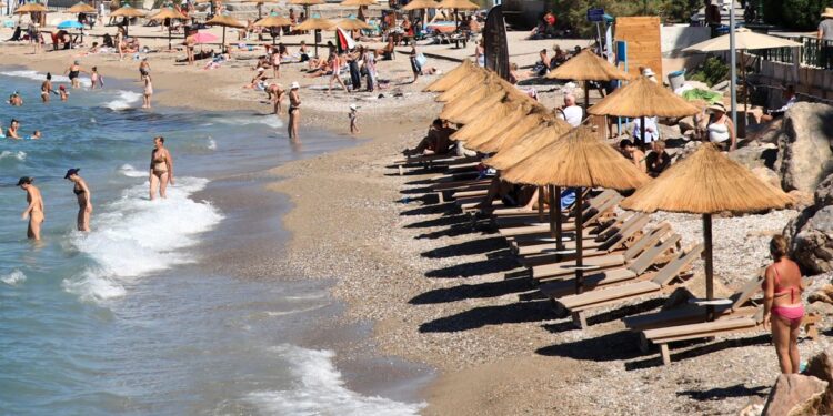 Drones κατά της αυθαιρεσίας στις παραλίες: Σαρωτικοί έλεγχοι μετά από 3.000 καταγγελίες – «Πρωταθλήτριες» Ανατολική Αττική και Χαλκιδική