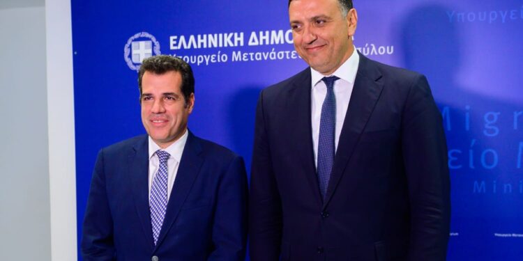 Πλεύρης – Κικίλιας: Ενισχύουμε την επιχειρησιακή ικανότητα του Λιμενικού Σώματος με νέα υπερσύγχρονα πλωτά μέσα
