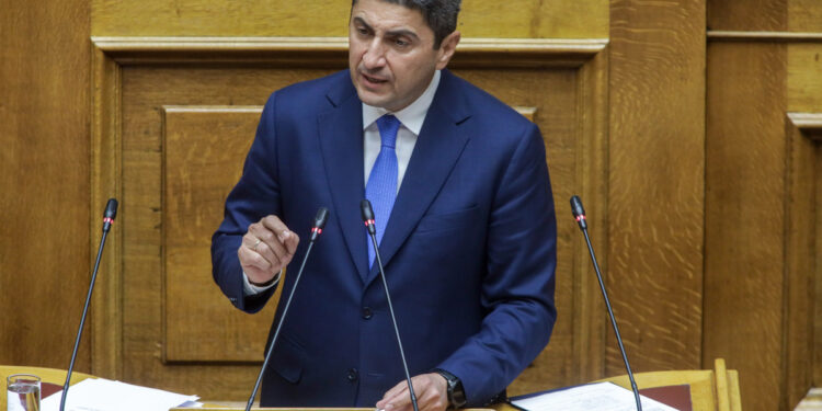 Το «χουνέρι» Αυγενάκη σε ΠΑΣΟΚ – ΣΥΡΙΖΑ και η αλήθεια για το περιεχόμενο της δικογραφίας