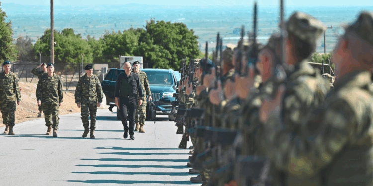 Ν. Δένδιας: “Έχουμε τη φιλοδοξία οι καλύτερες και οι καλύτεροι να φοιτούν στις στρατιωτικές σχολές της Πατρίδας μας” (vid)