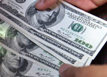 Αυτά είναι τα αντίποινα που ετοιμάζει η ΕΕ στους δασμούς του Τραμπ – Στο στόχαστρο αυτοκίνητα, τρόφιμα και αεροπλάνα