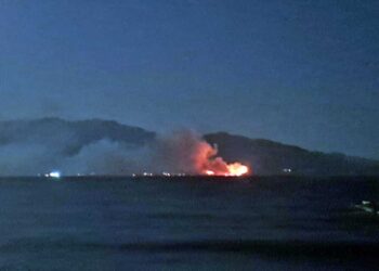 Θάσος μεγάλη φωτιά σε εξέλιξη -Xωρίς ρεύμα αρκετές περιοχές