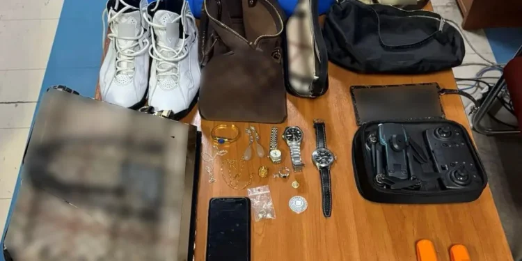 Σύλληψη δύο αλλοδαπών για κλοπές σε Κηφισιά και Γλυφάδα
