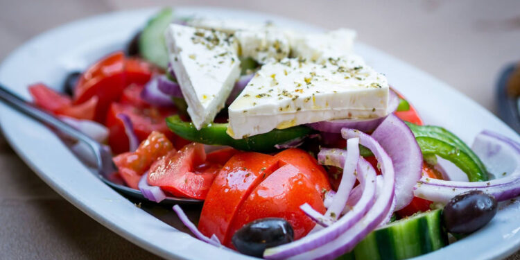 Holidays in Greece: The 5 Best Dishes You Absolutely Must Try