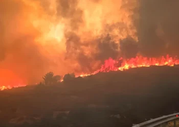 Πύρινη Λαίλαπα στην Κύπρο – Φονική καταστροφή με δύο νεκρούς, καμένα χωριά