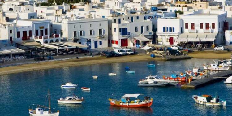 Airbnb στην Ελλάδα: Φωτιά οι τιμές – Πέμπτη πιο ακριβή χώρα στην Ευρώπη, στα 250€ η μέση διανυκτέρευση
