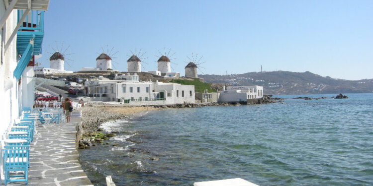 Μύκονος – Τραγωδία στην παραλία «Βίδα»: 34χρονος βρέθηκε νεκρός στη θάλασσα