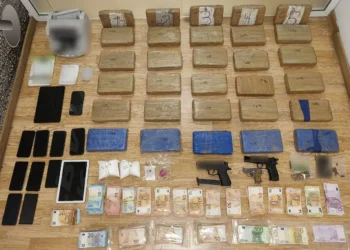 Εξαρθρώθηκε εγκληματική οργάνωση με διεθνή δράση – Διακινούσαν μεγάλες ποσότητες κοκαΐνης