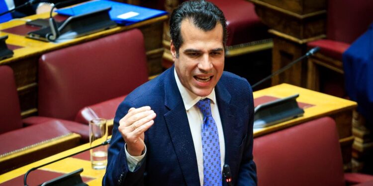 Θάνος Πλεύρης: «Η Ελλάδα δεν θα είναι φάρος για την παράνομη μετανάστευση» (vid)