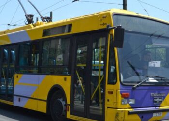 Τίτλοι τέλους για τα τρόλεϊ της Αθήνας – Έρχεται η εποχή των ηλεκτρικών λεωφορείων