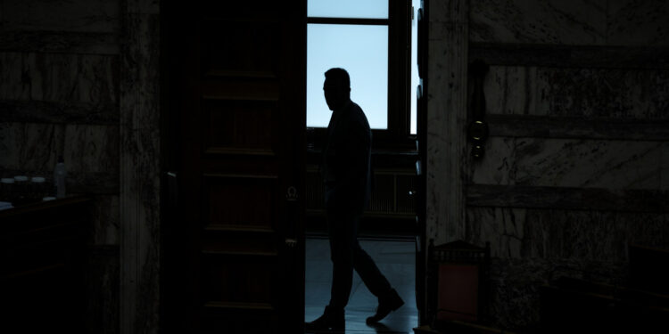 Παρατηρητήριο εξουσίας: Μπαταχτσής ο πρώην υπουργός