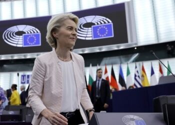 Η Ούρσουλα φον ντερ Λάιεν αντιμέτωπη με πρόταση μομφής στις 10 Ιουλίου