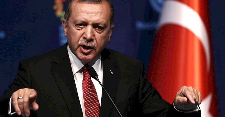 Αδιέξοδο και Επικίνδυνη Πόλωση στο Κυπριακό: Η Άγκυρα Σφραγίζει τη «Γραμμή Τατάρ» ενόψει Εκλογών στα Κατεχόμενα