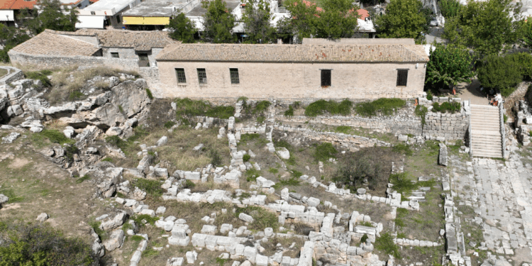 ΥΠΠΟ: Επανάχρηση Παλαιού Μουσείου Αρχαίας Κορίνθου ως εκθεσιακού χώρου