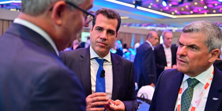 Θάνος Πλεύρης στην Today Press: Όσοι έρχονται παράνομα, δεν θα μπορούν να παραμένουν στην Ελλάδα, δεν θα πρέπει να ονειρεύονται να πάνε στην Ευρώπη