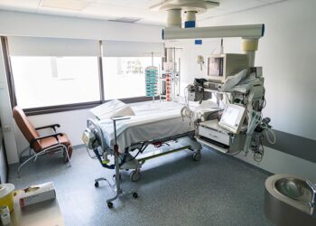 Πάτρα: Αποσωληνώθηκε η 14χρονη από την Κεφαλονιά – Zήτησε να αγκαλιάσει τους γιατρούς της