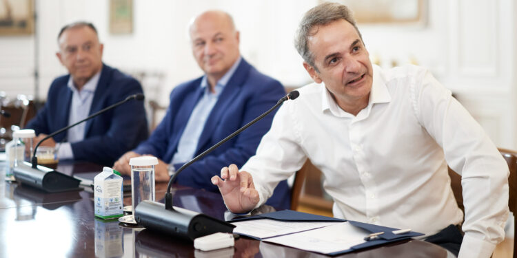 Κυριάκος Μητσοτάκης: Συμμετείχε σε τηλεδιάσκεψη με τον Δήμαρχο Αμοργού και τον Επαγγελματικό Αλιευτικό Σύλλογο του νησιού