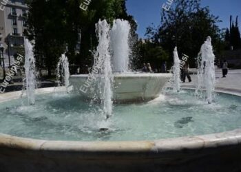 Επαναλειτουργεί το σιντριβάνι της πλατείας Συντάγματος – Συντηρήθηκε μετά από 153 χρόνια