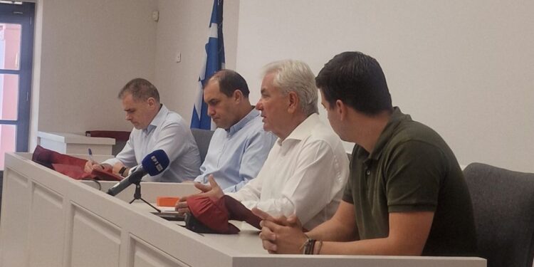 Κ. Κατσαφάδος: Με συντονισμό και ταχύτητα, στηρίζουμε άμεσα τους πληγέντες στους δήμους Λαυρεωτικής και Σαρωνικού