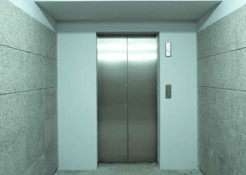 Στο elevator.mindev.gov.gr η απογραφή: Πώς θα κάνετε τη δήλωση για τα ασανσέρ