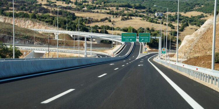 Ξεκινά η κατασκευή του νέου αυτοκινητοδρόμου Ιωάννινα- Κακαβιά