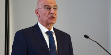 Δένδιας για τη συνάντηση των υπ. Άμυνας Ελλάδας και Κύπρου: Συζητήσαμε για την ενίσχυση της αμυντικής συνεργασίας σε διάφορους τομείς