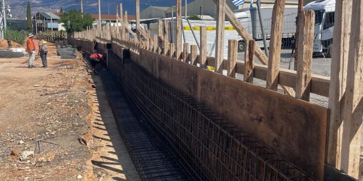 Δήμος Λυκόβρυσης – Πεύκης: Διάνοιξη οδού Υακίνθων – συνεχίζονται οι εργασίες