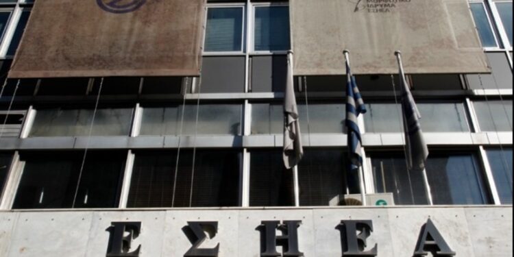 Πέθανε η δημοσιογράφος Αύρα Γρηγορίου, η γυναίκα που αυτοπυρπολήθηκε χθες