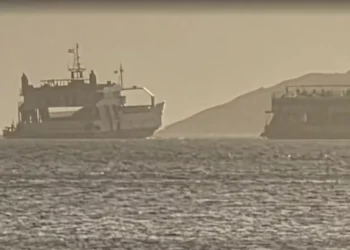 Το ΥΝΑΝΠ για το φέρι μποτ που προσέκρουσε σε ξέρα στα Νέα Στύρα