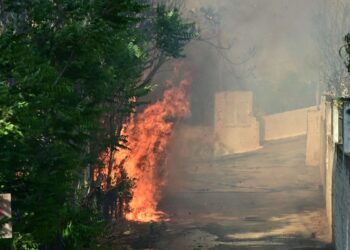 Αποζημιώσεις για τους πυρόπληκτους στην Ανατολική Αττική – Έως 6.000 ευρώ συν ενίσχυση πρώτων αναγκών