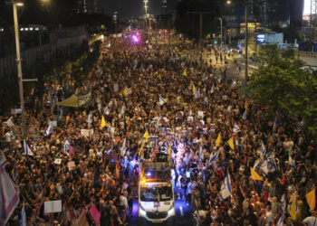 Ισραήλ: Δεκάδες χιλιάδες διαδηλωτές στους δρόμους του Τελ Αβίβ κατά του σχεδίου κατάκτησης της πόλης της Γάζας