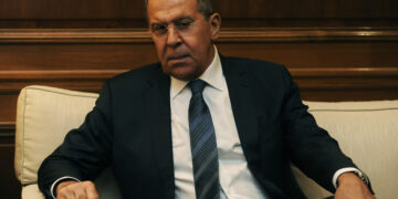 Λαβρόφ: Οποιαδήποτε συνάντηση ηγετών για την Ουκρανία πρέπει να έχει προετοιμασθεί επιμελώς