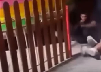 Σοκαριστικό ατύχημα σε λούνα παρκ στη Ρόδο: 4 άτομα εκσφενδονίστηκαν από το «ταψί» (βίντεο)