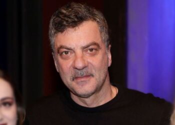 Αγωνία για ηθοποιό του «Σασμού»: Νοσηλεύεται στον «Ερυθρό Σταυρό» με πρόβλημα υγείας