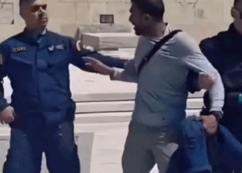 Η αλήθεια πίσω από τον «Αφγανό υβριστή» – Μεγάλη ιστοσελίδα «μάσησε» fake βίντεο – Το αναπαρήγαγε μέχρι και το Υπουργείο Μετανάστευσης