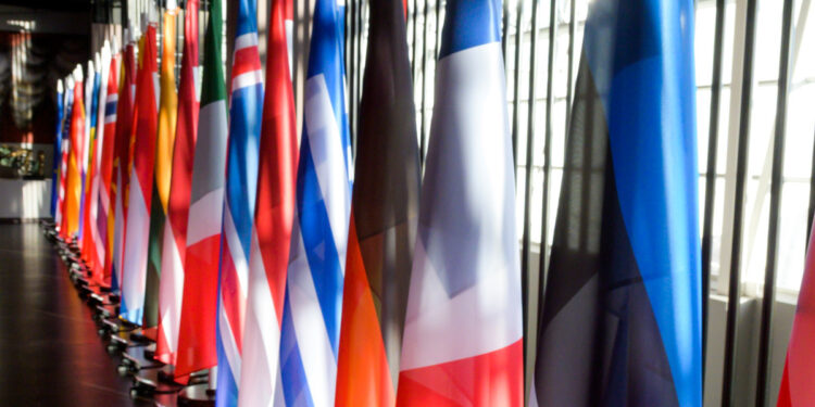 NATO: Όλες οι χώρες μέλη θα καλύψουν φέτος τον στόχο για στρατιωτικές δαπάνες 2% του ΑΕΠ