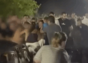 Αγρίνιο… made in Hollywood: Καρέκλες, γροθιές και “Καγκέλια” στα Σιταράλωνα