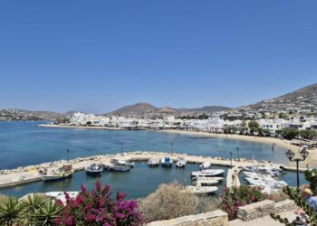 ΕΟΤ: Σημαντική διάκριση της Ελλάδας στα τουριστικά βραβεία The Trazees και Wherever 2025