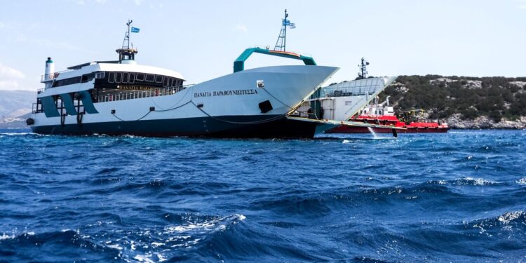 Έφτασε το ρυμουλκό στα Νέα Στύρα – Πότε θα “ξεκολλήσει” το Φερι Μποτ