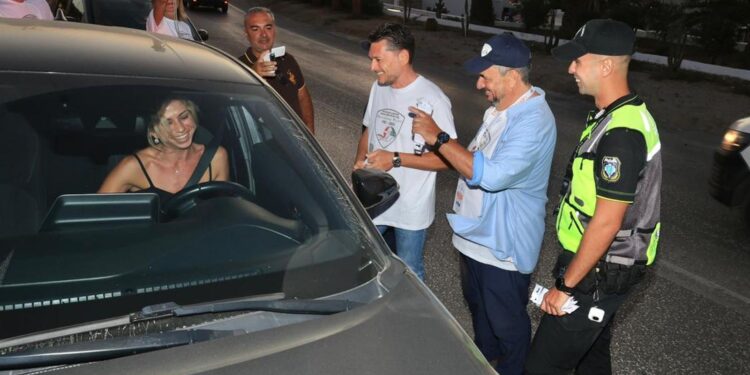 Πρώην οδηγός Formula 1 στη Μύκονο… με αλκοτέστ!