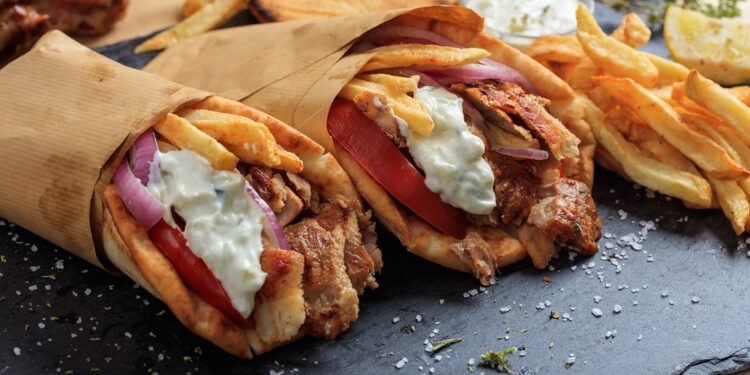 Πιτόγυρο από… χρυσάφι – Έσπασε το φράγμα των 6 ευρώ στο Ηράκλειο