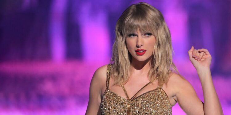 Taylor Swift: Ανακοίνωσε το 12ο άλμπουμ της με τίτλο “The Life of a Showgirl”