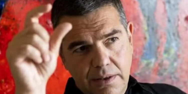 Αυγουστιάτικος Τσίπρας στην Le Monde: «Μου λείπει η ενεργός πολιτική και η επαφή με τους ψηφοφόρους»