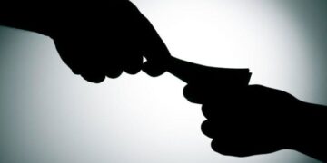 Θεσσαλονίκη: Συνελήφθη υπάλληλος ελεγκτικής Αρχής του Δημοσίου για υπόθεση χρηματισμού