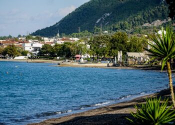 Καμένα Βούρλα: Πάνω από 2 εκατ. κολοβακτηρίδια σε 100 ml νερό (vid)