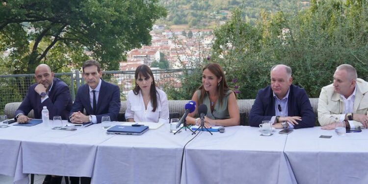Εξορμήσεων συνέχεια για τα στελέχη της ΝΔ – Στο “φουλ οι μηχανές” εν όψει ΔΕΘ