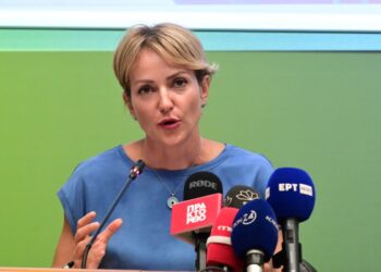 Αλεξάνδρα Σδούκου: Το ΠΑΣΟΚ αντέγραψε τον ΣΥΡΙΖΑ στα ΣΥΡΙΖΟοικονομικά του αφηγήματα, εγκαινιάζοντας τα ΠΑΣΟΚΟοικονομικά