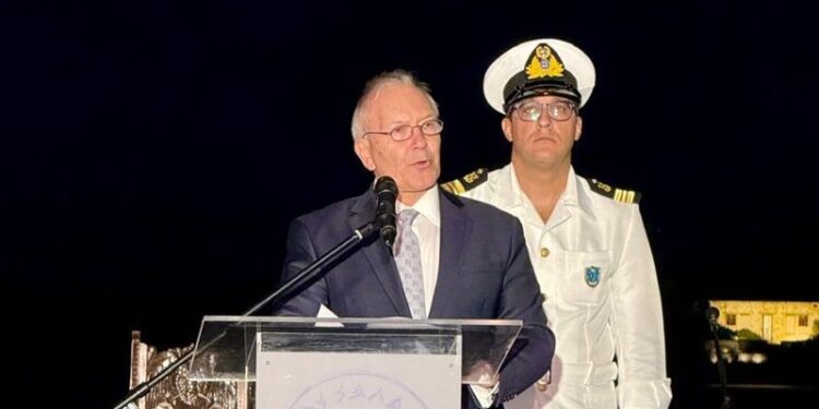 Στ. Γκίκας από Σαλαμίνα: «Η θάλασσα ήταν, είναι και θα παραμείνει το μεγάλο μας πλεονέκτημα, η οδός της εξωστρέφειας και της ανάπτυξης, αλλά και η ασπίδα της εθνικής μας ανεξαρτησίας»